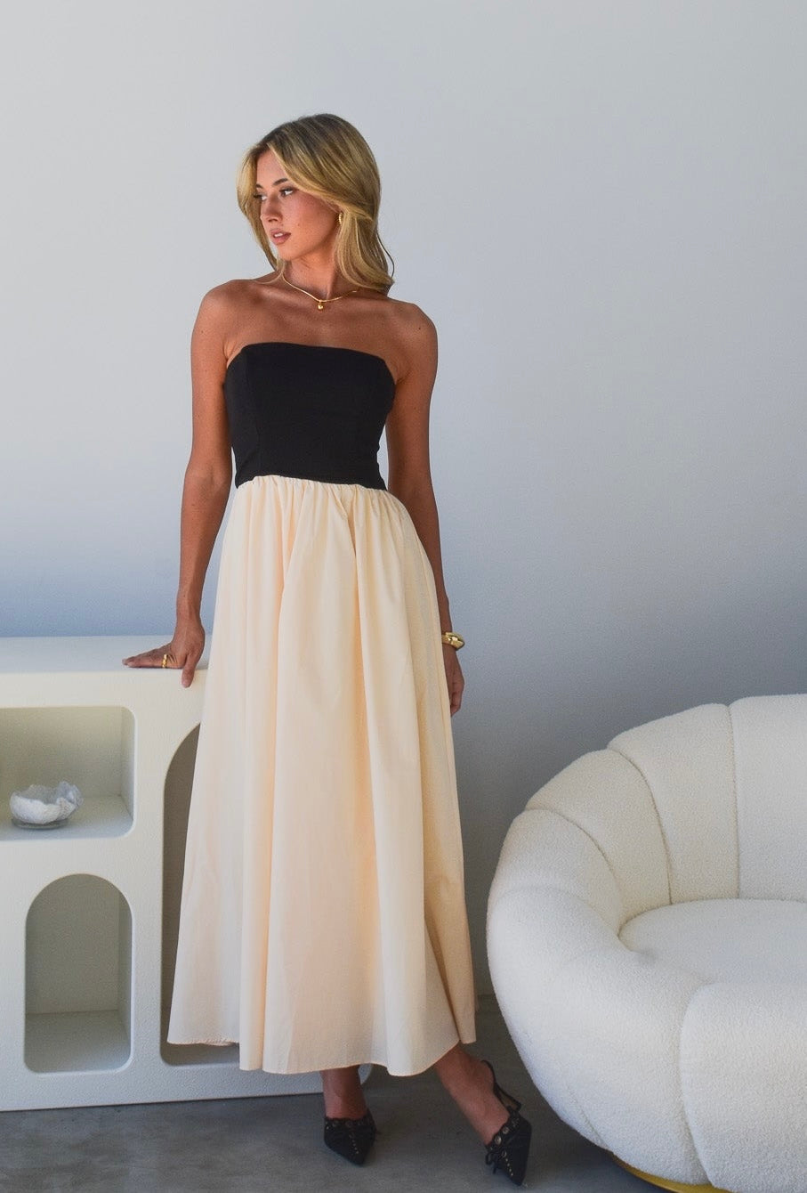 ELEANOR DRESS - BEIGE AND BLACK