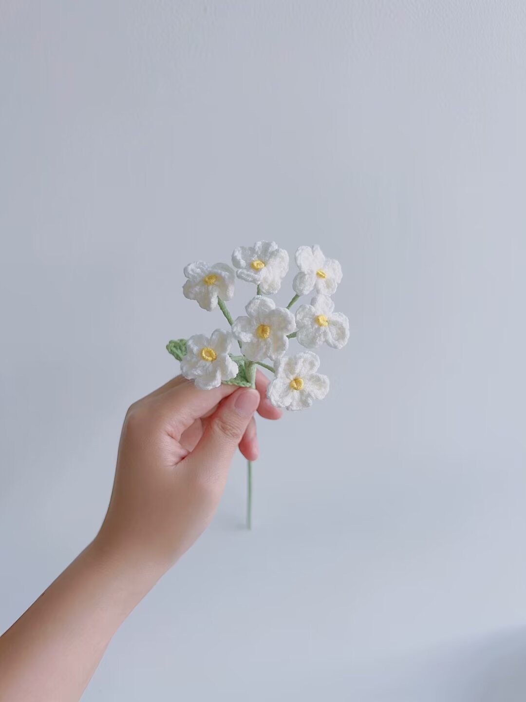 Handmade Crochet Bouquet – Pink Roses and Baby’s Breath Elegance