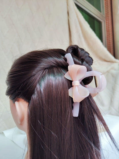 Pearl Pink Bow Hair Claw