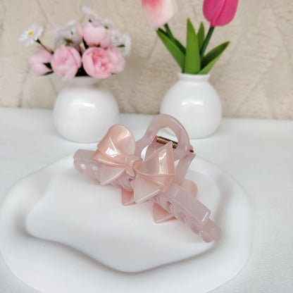 Pearl Pink Bow Hair Claw