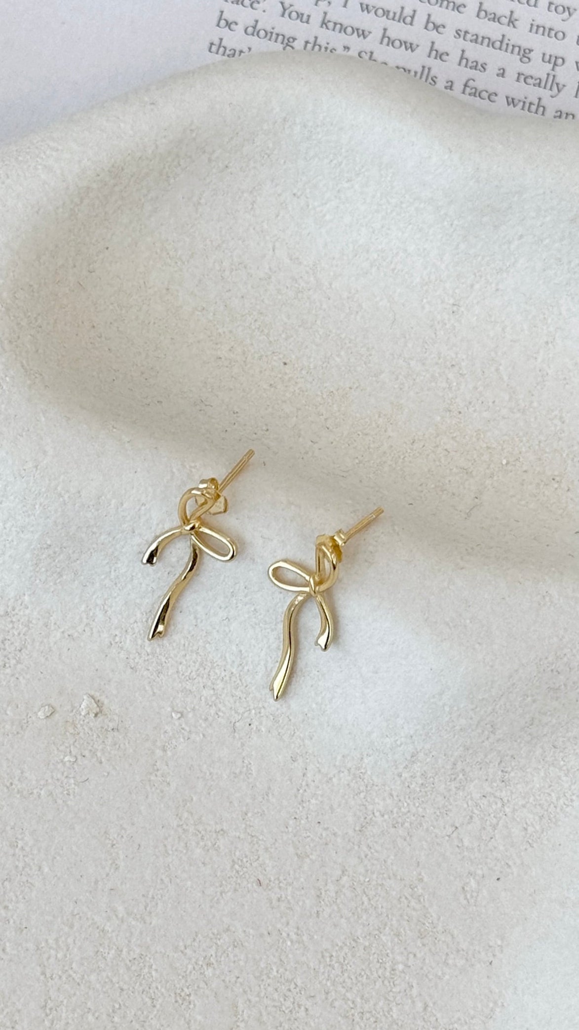 Velika Bow Earrings - Gold