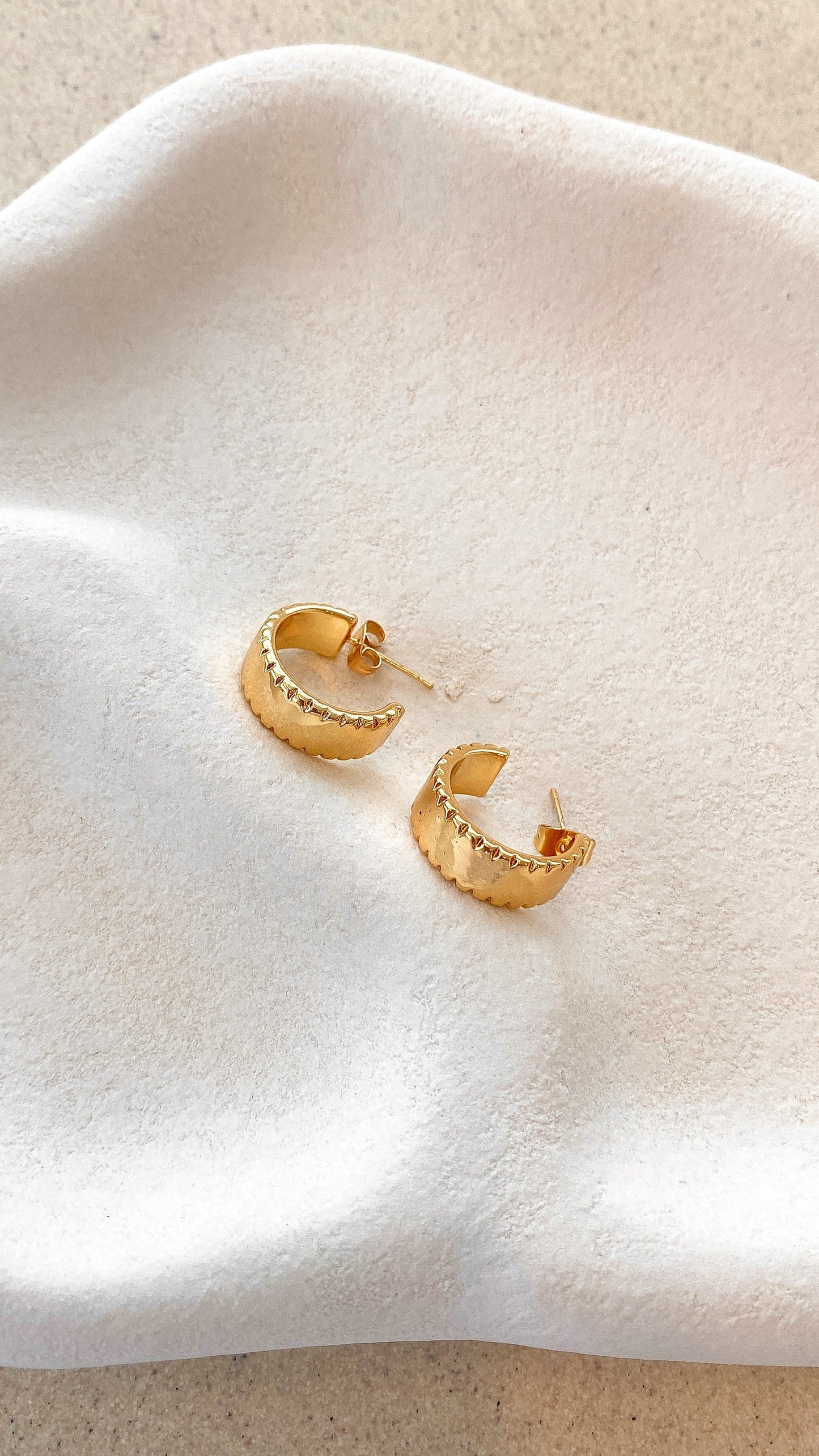 Silvia Earrings - Gold