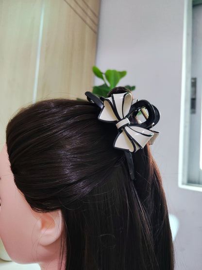 Timeless Black & White Bow Hair Claw